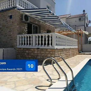 Ferienhaus Kuca Za Odmor Postonjski, Maslenica