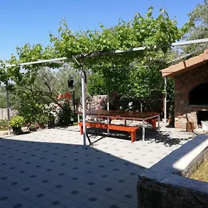 Apartment Domagoj, Maslenica