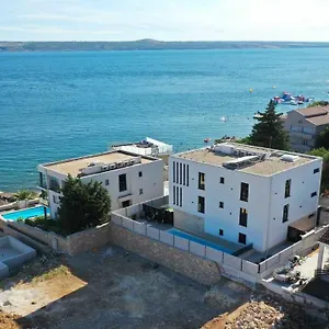 Apartment Adastra, Maslenica