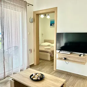 Nina Apartament