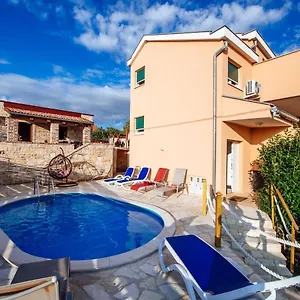 Ferienhaus Splendid In Jasenice, Maslenica